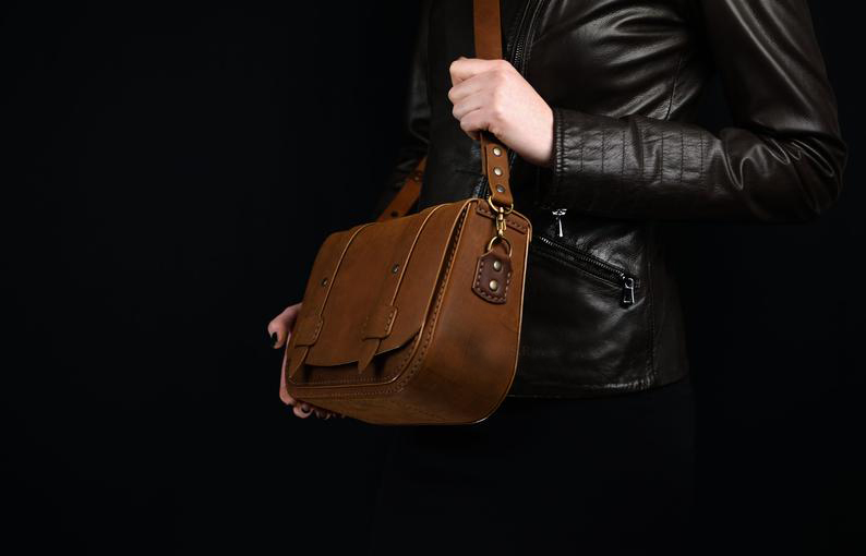 图片[3]-手工皮具图纸 邮差包hw002-皮艺果手工皮具图纸