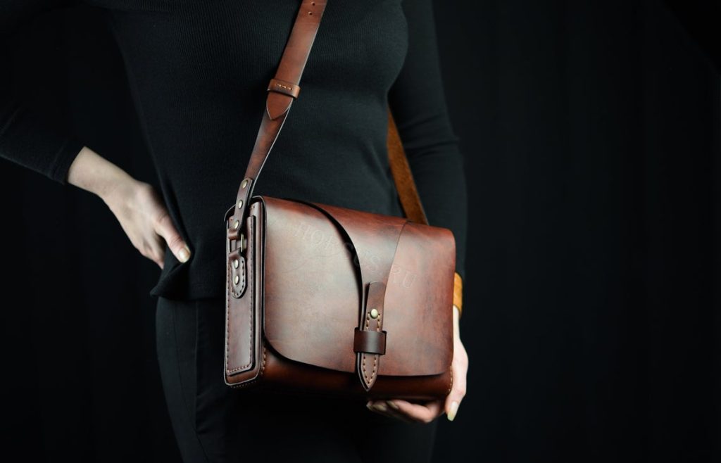 图片[1]-手工皮具图纸 邮差包hw003-皮艺果手工皮具图纸