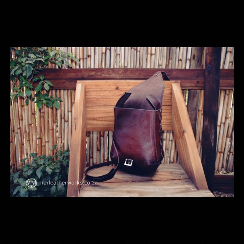 图片[3]-手工皮具图纸 卡鲁肩包mp008-皮艺果手工皮具图纸