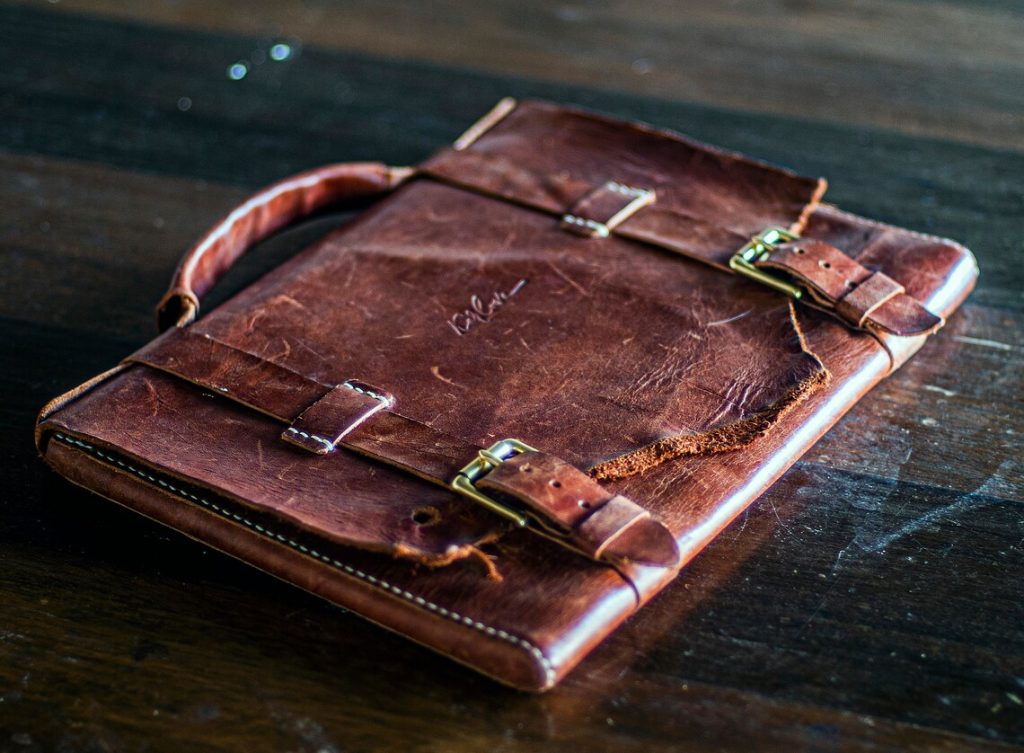 图片[3]-手工皮具图纸 邮差包kd055-皮艺果手工皮具图纸