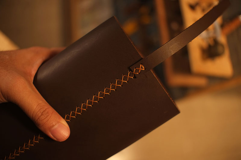 图片[35]-复活节岛耳机支架制作过程-DIY手工帖子圈子-皮具教程-皮艺果手工皮具图纸