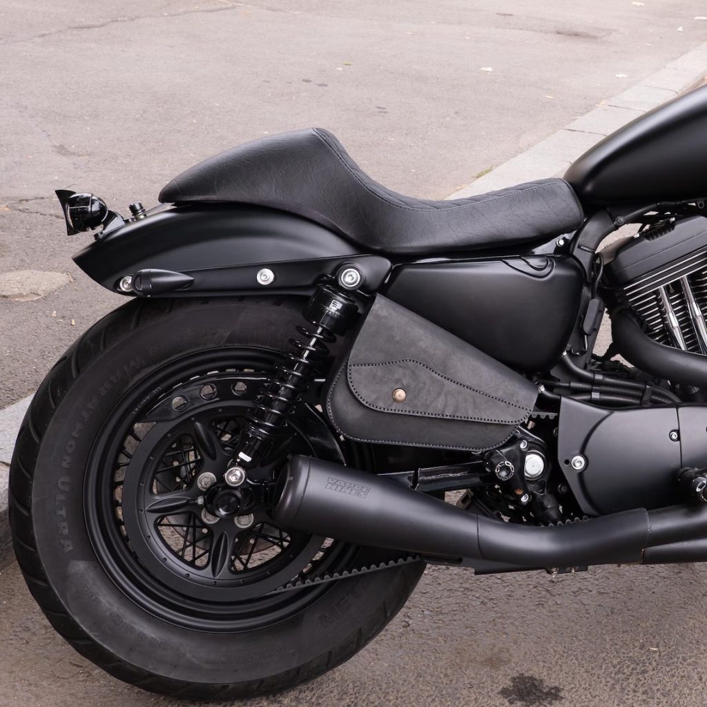 图片[2]-手工皮具图纸 摩托边包vp185-皮艺果手工皮具图纸