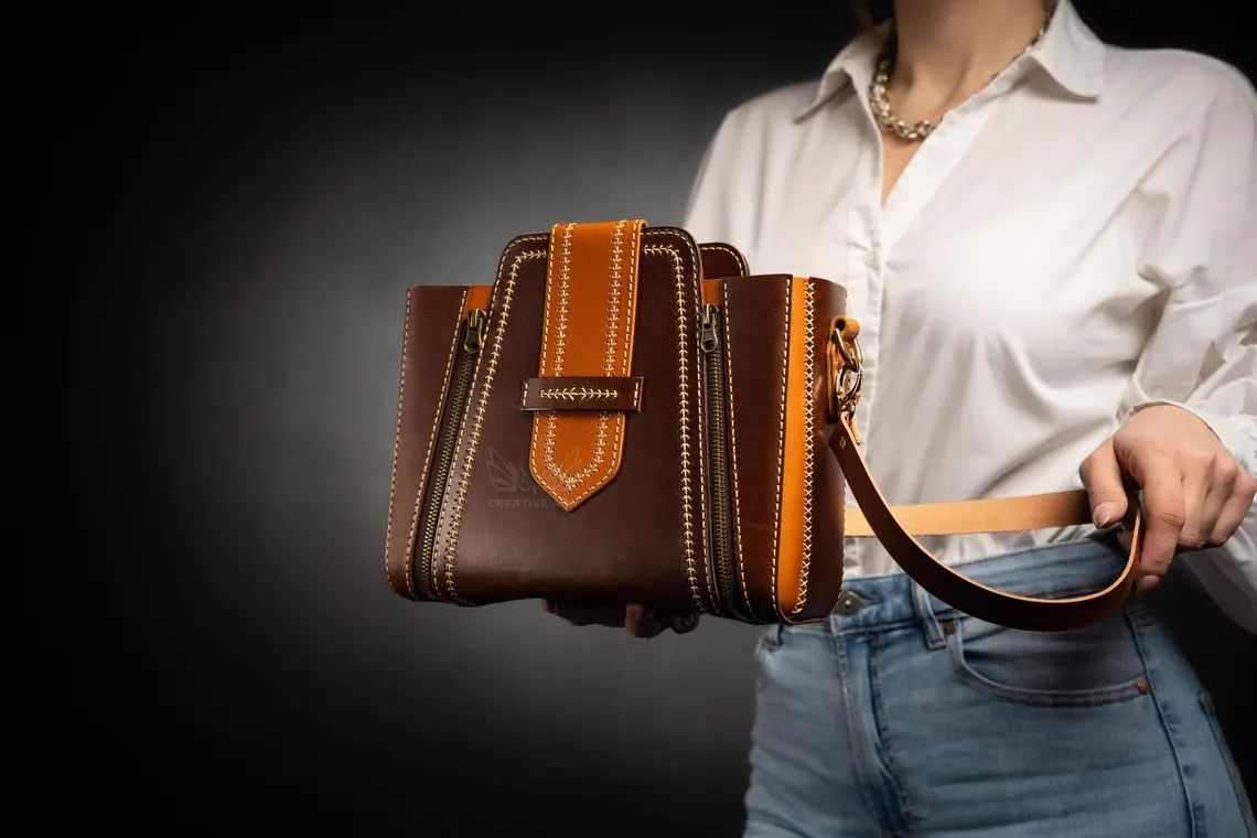 图片[3]-手工皮具图纸 斜挎女包ca235-皮艺果手工皮具图纸