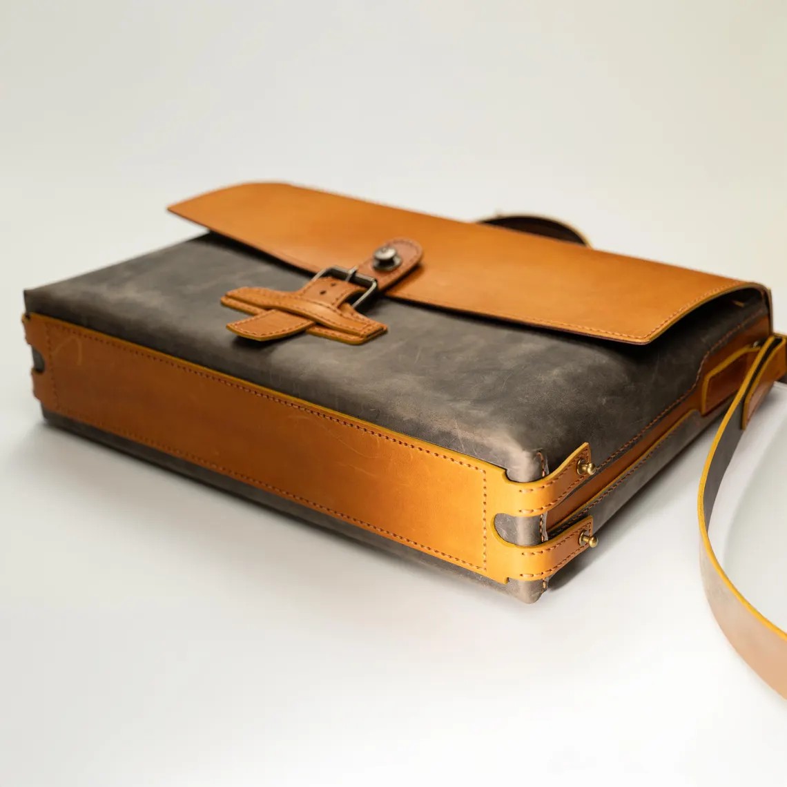 图片[2]-手工皮具图纸 公文包vp234-皮艺果手工皮具图纸