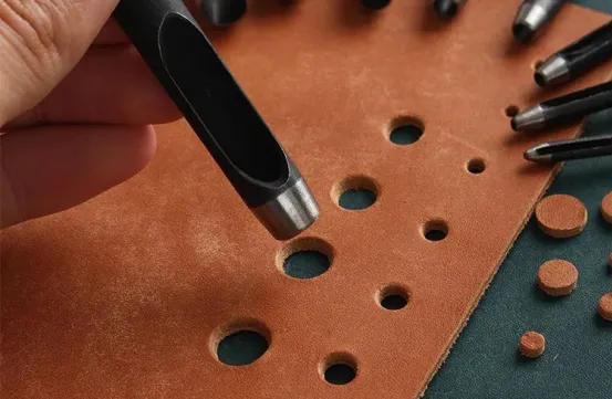 新手入门手工皮具？工具别乱买！这篇「真心建议」清单请收好！-皮艺果手工皮具图纸