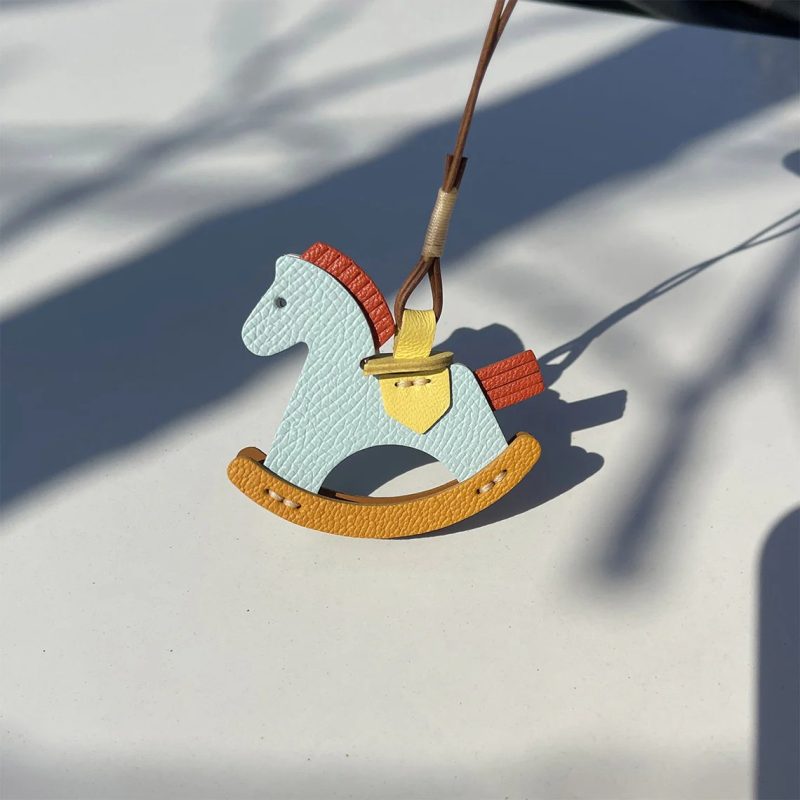 摇摇木马挂件-皮艺果手工皮具图纸